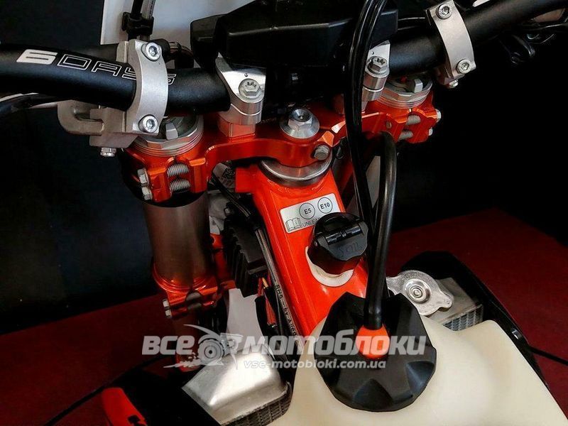 Мотоцикл KTM 300 EXC TPI SIX DAYS MOT-137 фото