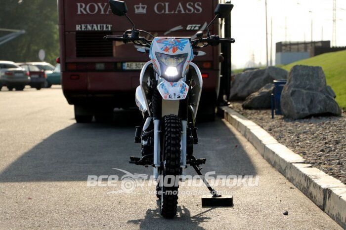 Мотоцикл GEON X-ROAD LIGHT 200 MOT-046 фото