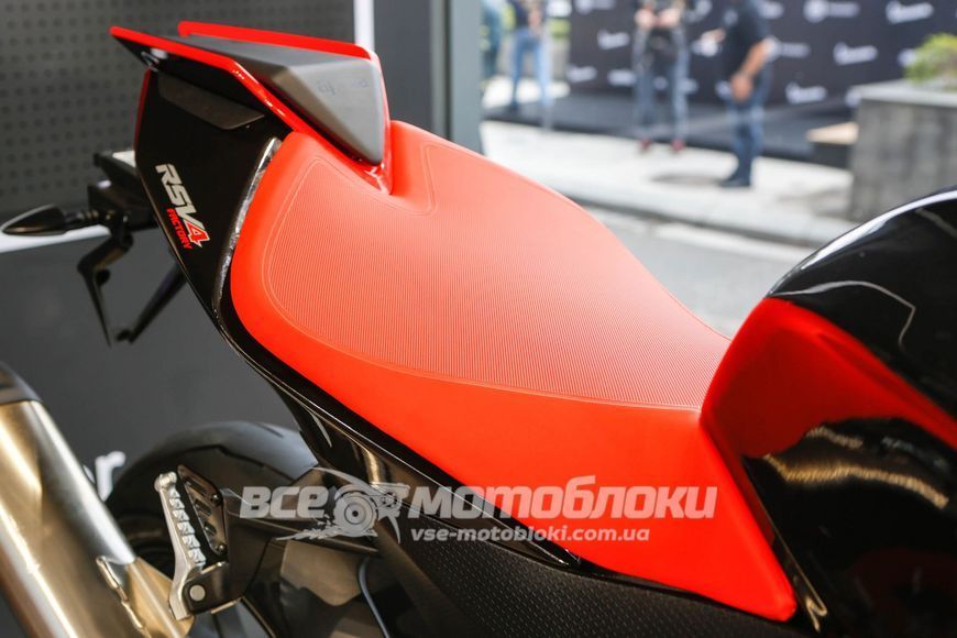 Мотоцикл APRILIA RSV4 FACTORY 1100 MOT-399 фото