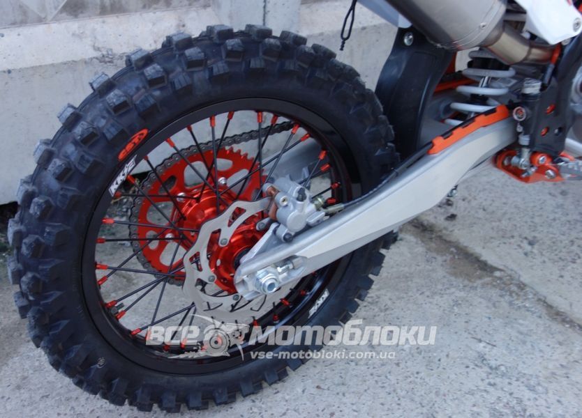 Мотоцикл GEON DAKAR GNX 250 EFI (ENDURO) FACTORY MOT-053 фото