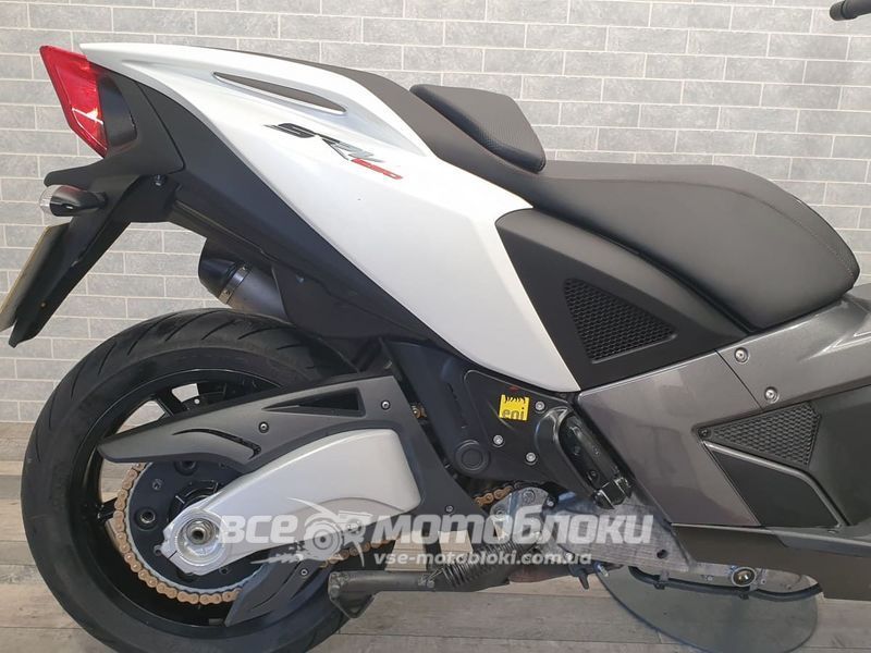 Скутер Aprilia SRV 850 SKU-087 фото