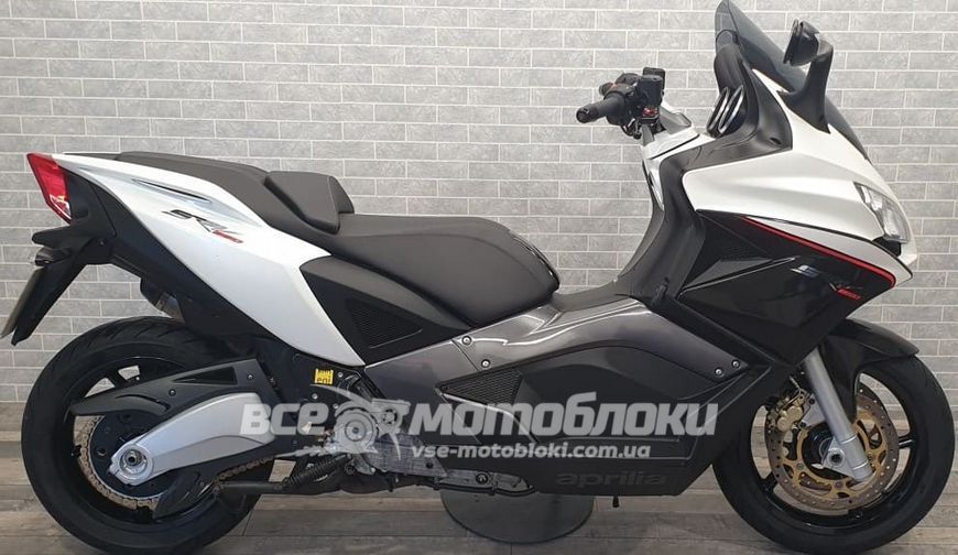 Скутер Aprilia SRV 850 SKU-087 фото