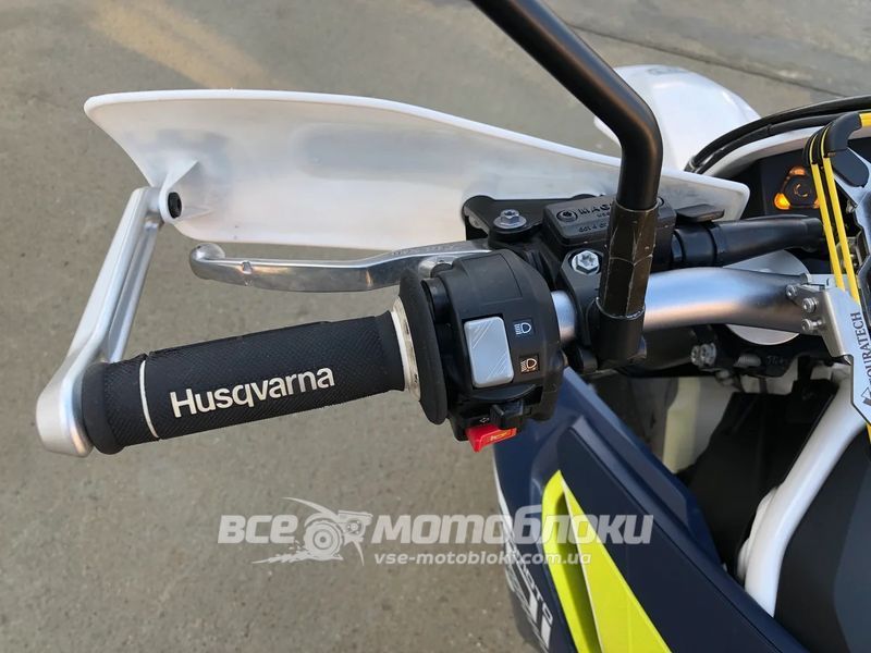 Мотоцикл HUSQVARNA 701 SUPERMOTO (2020 г.) MOT-258 фото