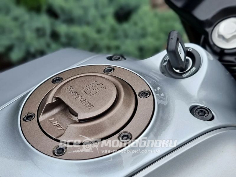 Мотоцикл HUSQVARNA VITPILEN 401 (2020 г.) MOT-260 фото