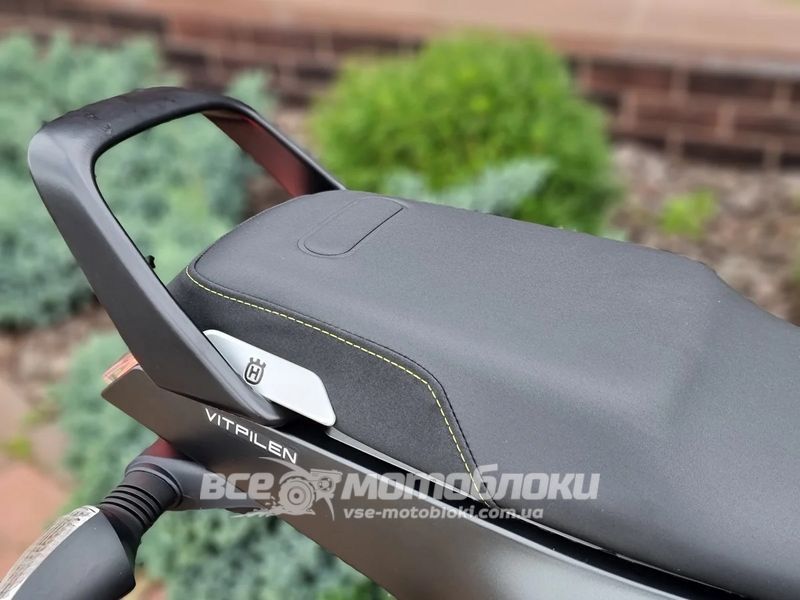 Мотоцикл HUSQVARNA VITPILEN 401 (2020 г.) MOT-260 фото