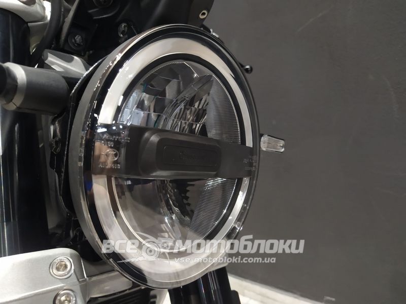 Мотоцикл HUSQVARNA SVARTPILEN 401 (2020 г.) MOT-261 фото