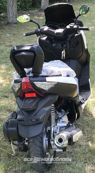 Скутер MotoLeader ML300 MAXI SKU-061 фото