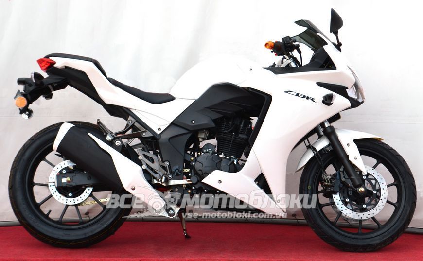 Мотоцикл BASHAN CBR 250 MOT-212 фото