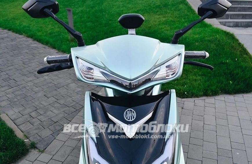 Електроскутер LIBERTY Moto Miracle ELS-053 фото
