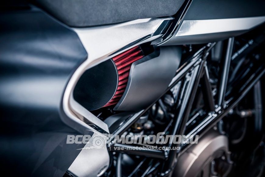Мотоцикл HUSQVARNA SVARTPILEN 701 (2020 г.) MOT-263 фото