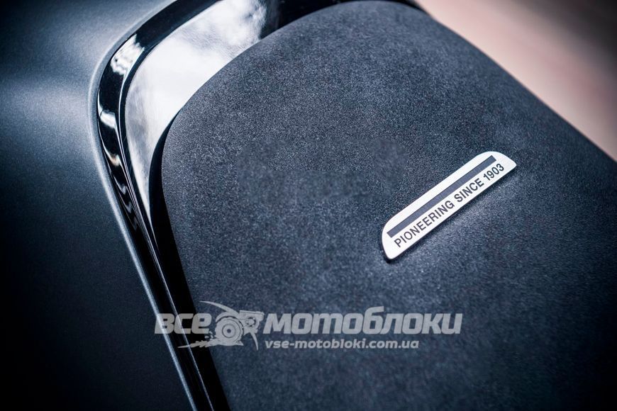 Мотоцикл HUSQVARNA SVARTPILEN 701 (2020 г.) MOT-263 фото