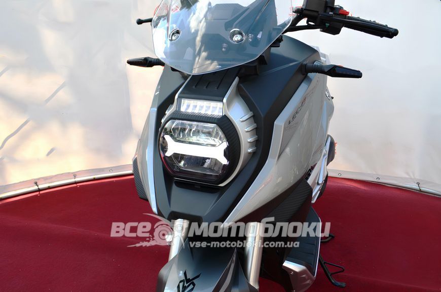 Скутер Lifan KPV 150 SKU-062 фото