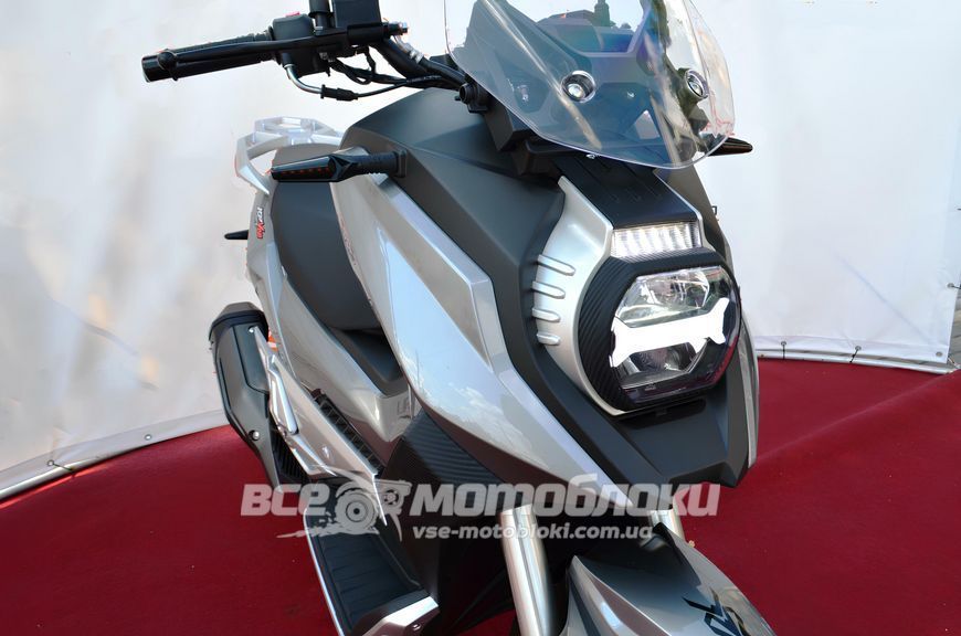 Скутер Lifan KPV 150 SKU-062 фото