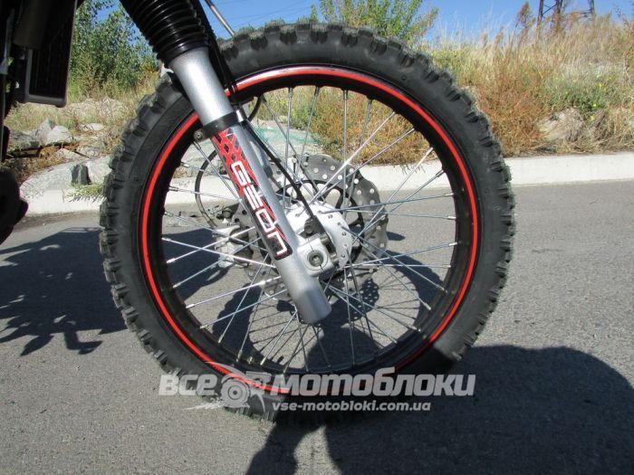Мотоцикл GEON X-ROAD LIGHT 250 MOT-064 фото