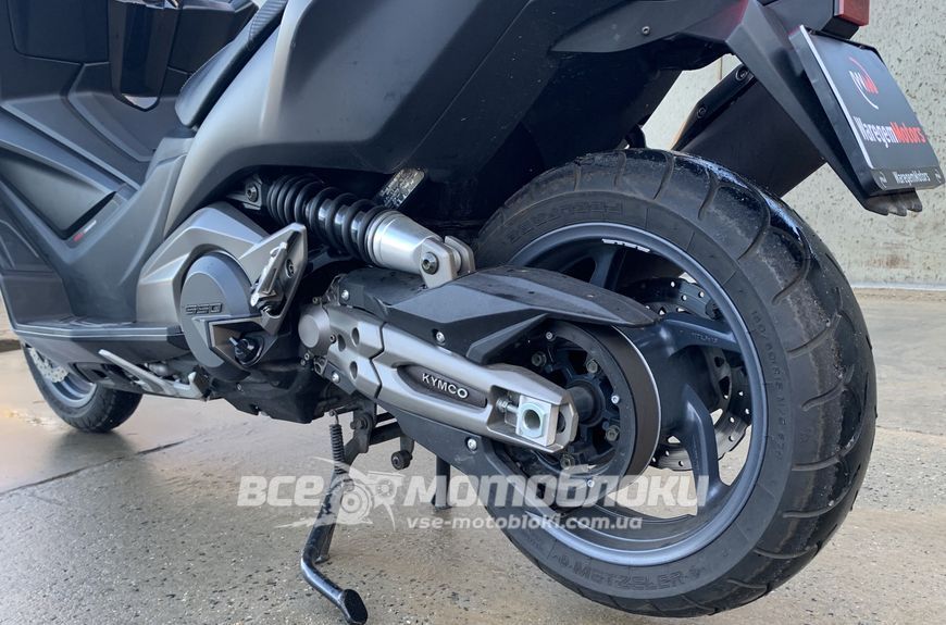 Скутер Kymco AK 550 SKU-063 фото