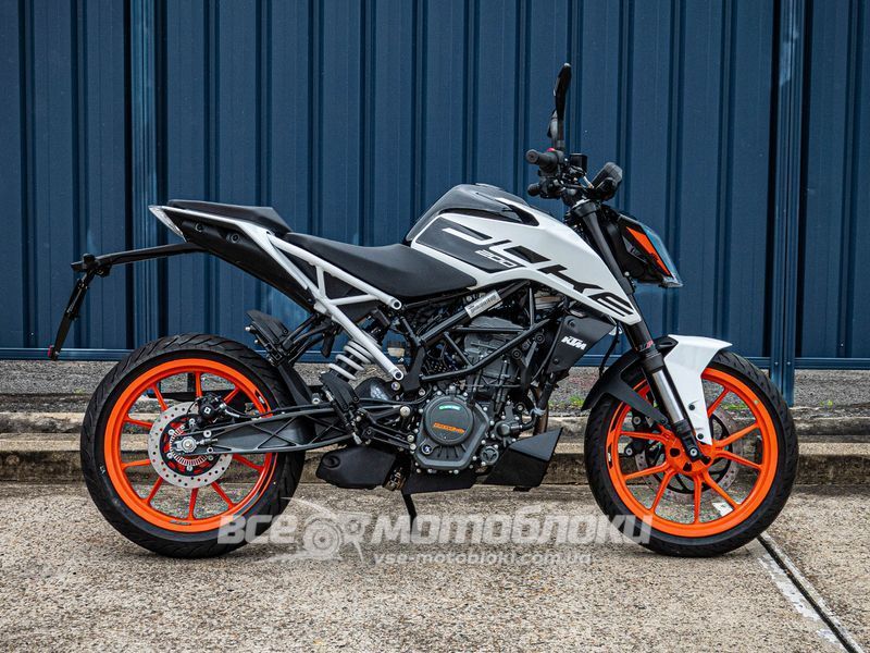 Мотоцикл KTM DUKE 200 MOT-115 фото