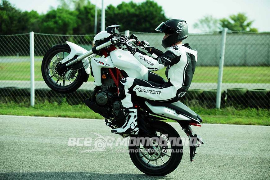 Мотоцикл BENELLI TNT 300 MOT-165 фото