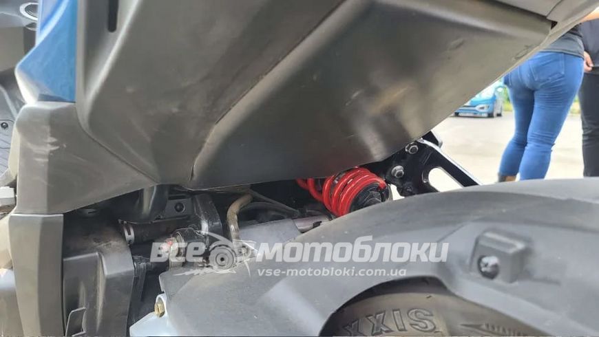 Скутер Kymco KRV 180 SKU-065 фото