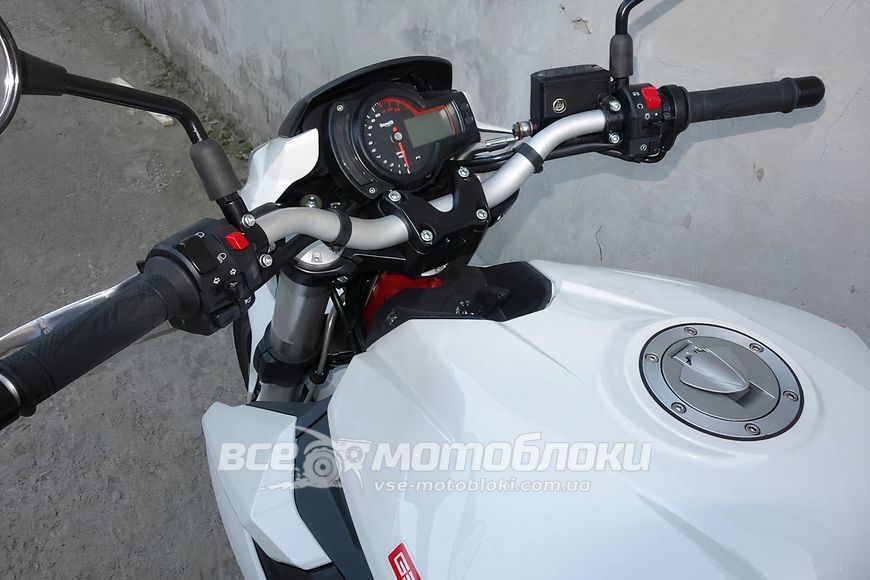 Мотоцикл BENELLI TNT600S MOT-166 фото