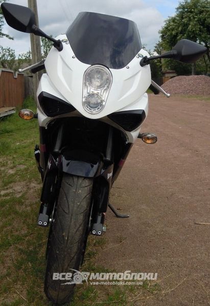 Мотоцикл HYOSUNG GT250R EFI MOT-370 фото