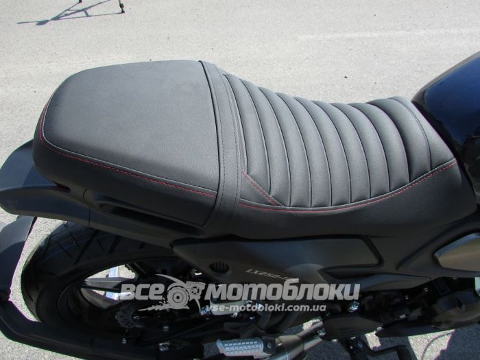 Мотоцикл LONCIN LX250-12C AC4 MOT-217 фото