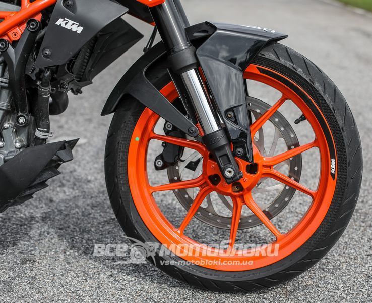 Мотоцикл KTM DUKE 390 MOT-117 фото