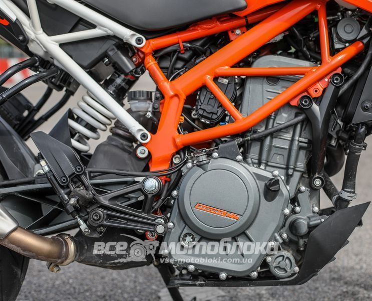 Мотоцикл KTM DUKE 390 MOT-117 фото