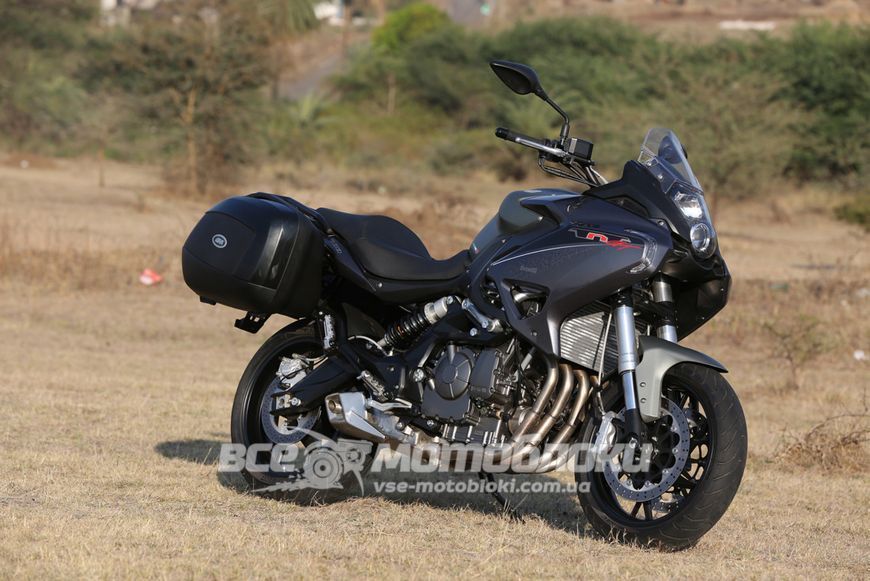 Мотоцикл BENELLI TNT600GT MOT-167 фото