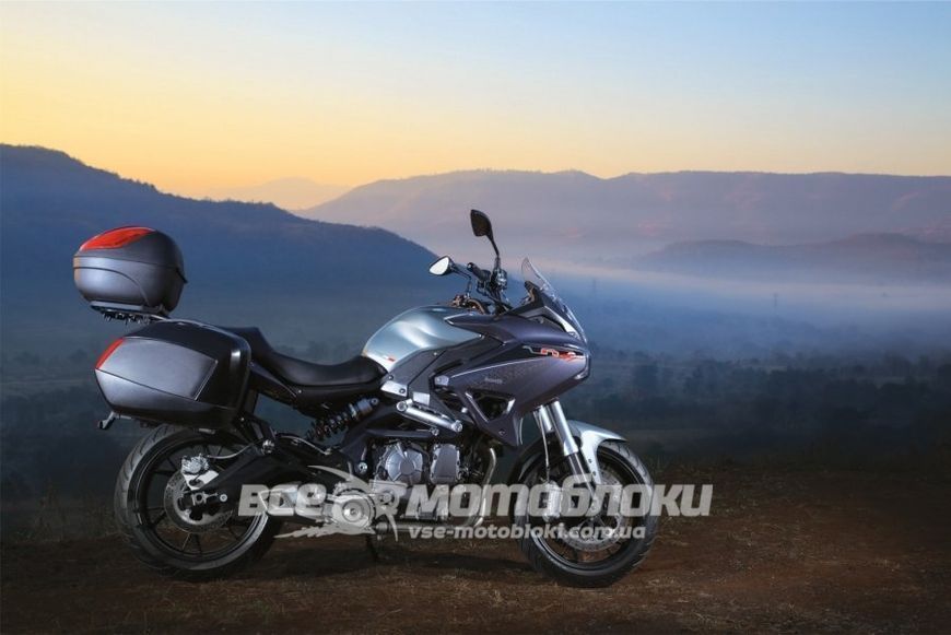 Мотоцикл BENELLI TNT600GT MOT-167 фото