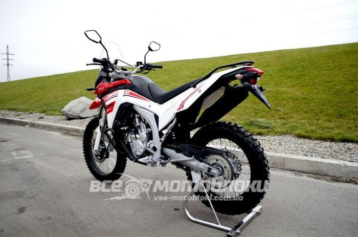 Мотоцикл LONCIN LX300GY-A DS2 PRO MOT-218 фото
