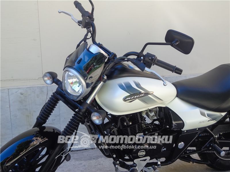 Мотоцикл BAJAJ AVENGER STREET 220 MOT-018 фото