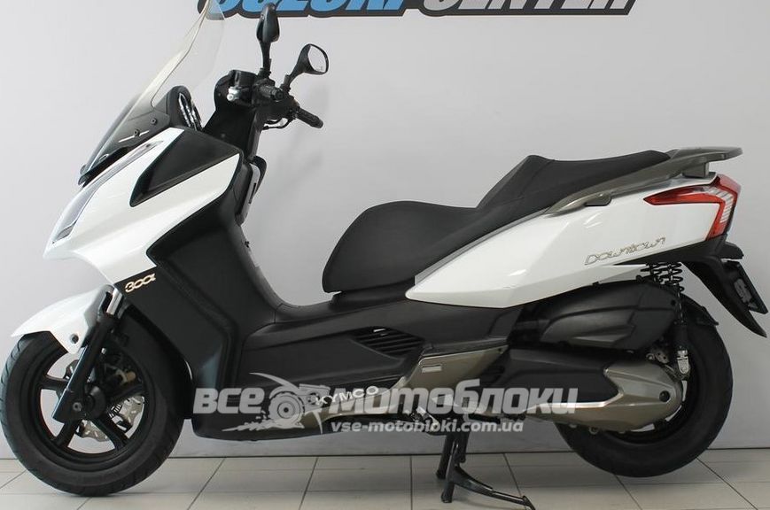 Скутер Kymco Downtown (Nikita) SKU-067 фото