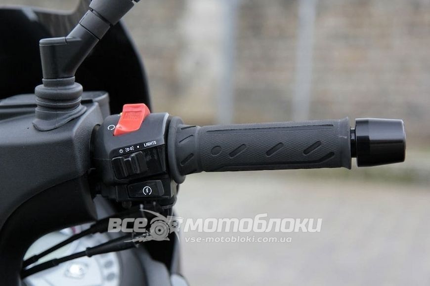 Скутер Kymco K-XCT SKU-069 фото