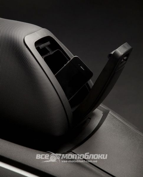 Скутер Kymco MyRoad 700 SKU-070 фото