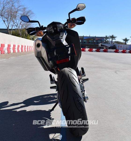 Мотоцикл KTM 690 SMC R MOT-121 фото