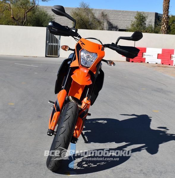 Мотоцикл KTM 690 SMC R MOT-121 фото
