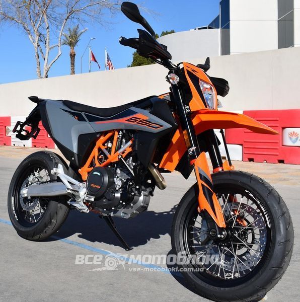Мотоцикл KTM 690 SMC R MOT-121 фото