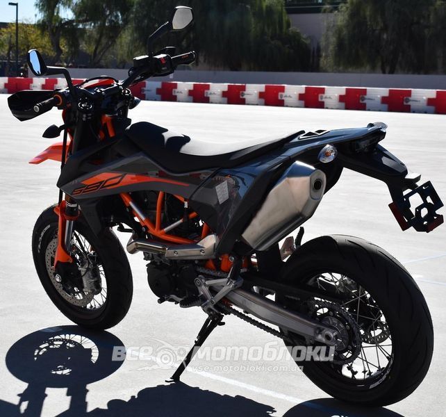 Мотоцикл KTM 690 SMC R MOT-121 фото