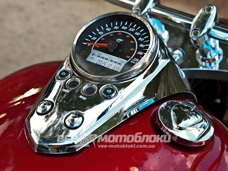 Мотоцикл HYOSUNG ST7 (GV700C Сlassic) MOT-374 фото