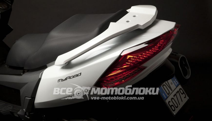 Скутер Kymco MyRoad 700 SKU-070 фото