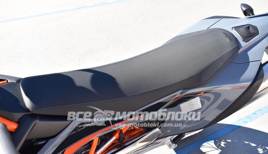 Мотоцикл KTM 690 SMC R MOT-121 фото