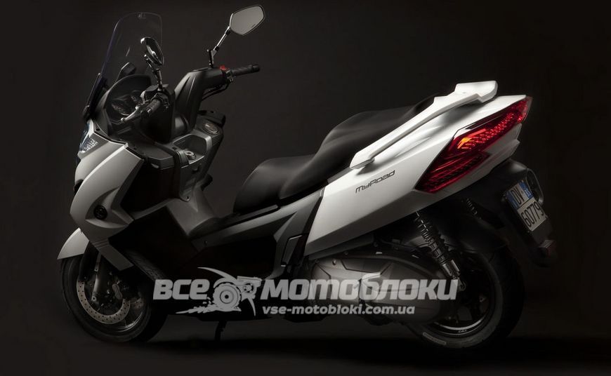 Скутер Kymco MyRoad 700 SKU-070 фото