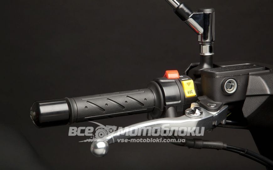 Скутер Kymco MyRoad 700 SKU-070 фото