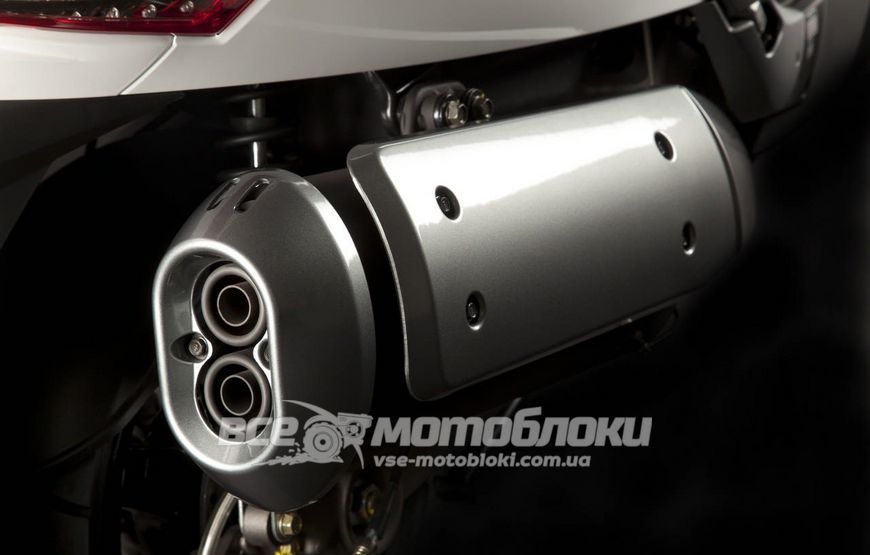 Скутер Kymco MyRoad 700 SKU-070 фото