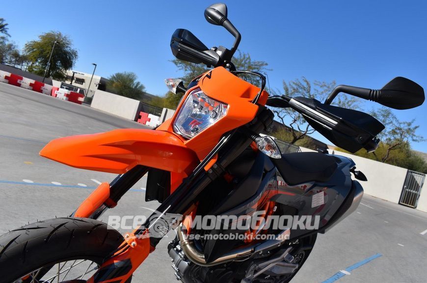 Мотоцикл KTM 690 SMC R MOT-121 фото