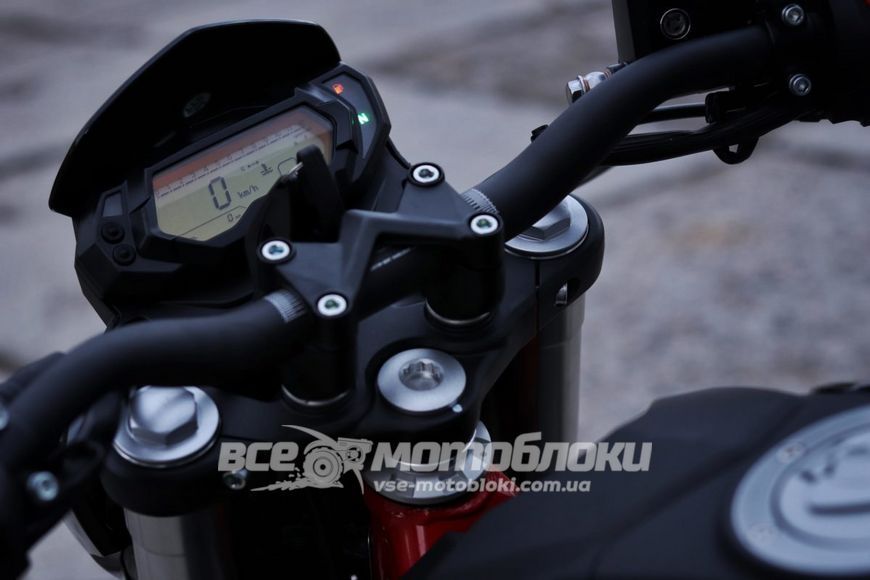 Мотоцикл BENELLI 251S EFI ABS MOT-171 фото