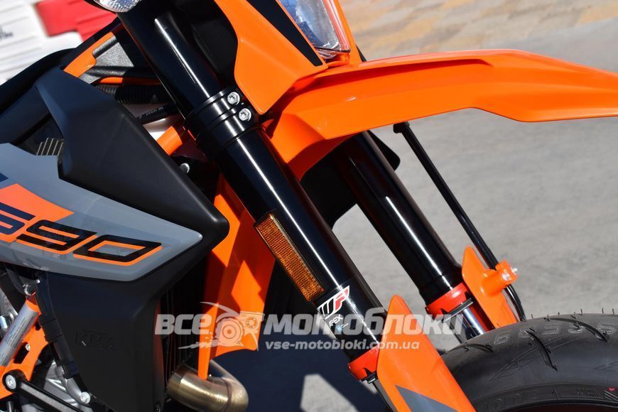 Мотоцикл KTM 690 SMC R MOT-121 фото