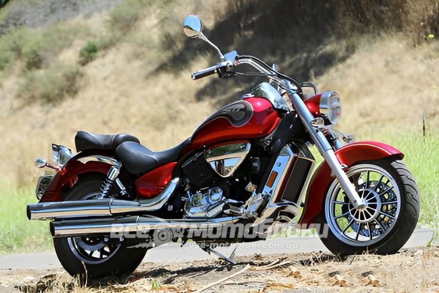 Мотоцикл HYOSUNG ST7 (GV700C Сlassic) MOT-374 фото