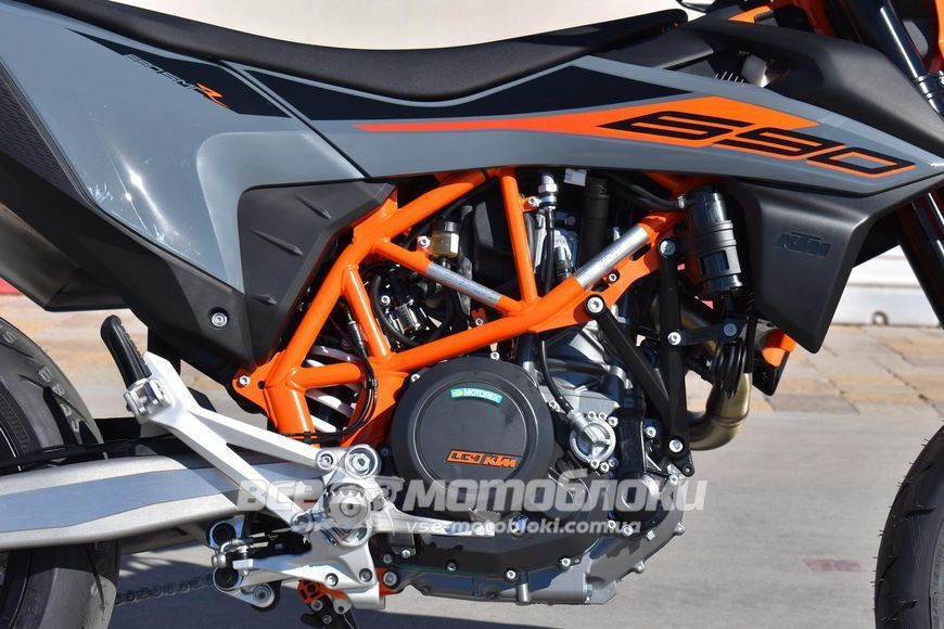 Мотоцикл KTM 690 SMC R MOT-121 фото