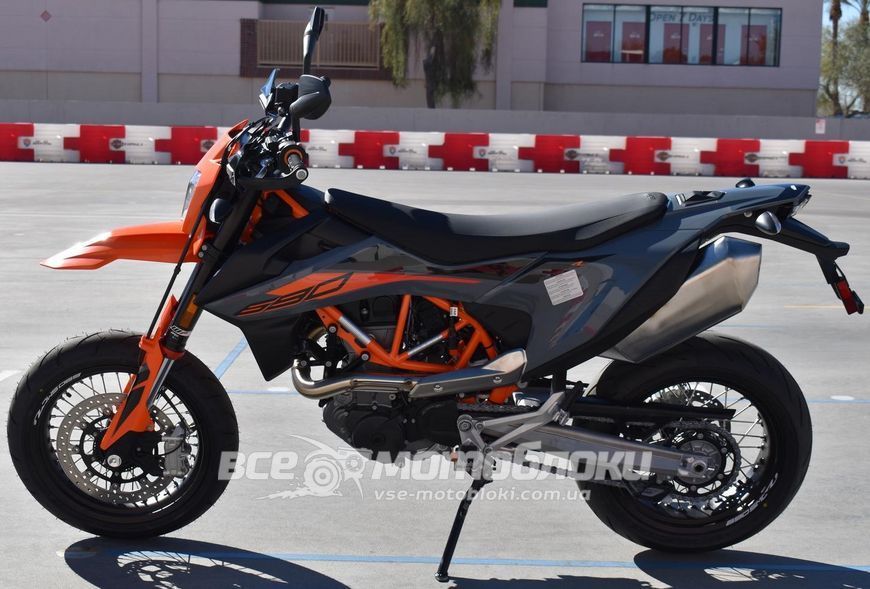 Мотоцикл KTM 690 SMC R MOT-121 фото